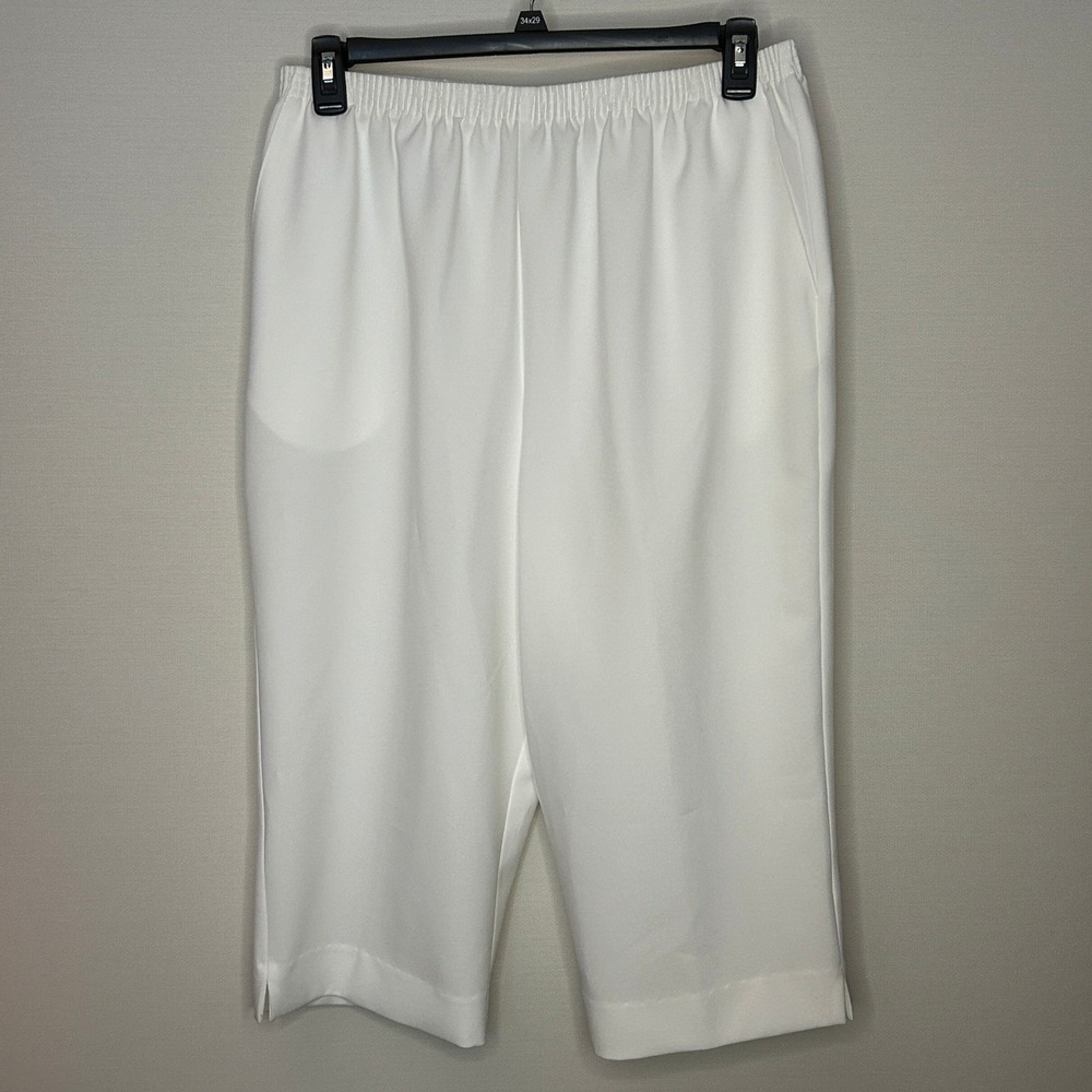 Alfred Dunner White Elastic Waist Pull On Capri Pants Made in USA 20 Coastal Gma